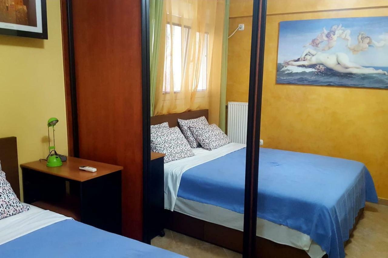 Quiet Apartment In Plaka Atina Dış mekan fotoğraf